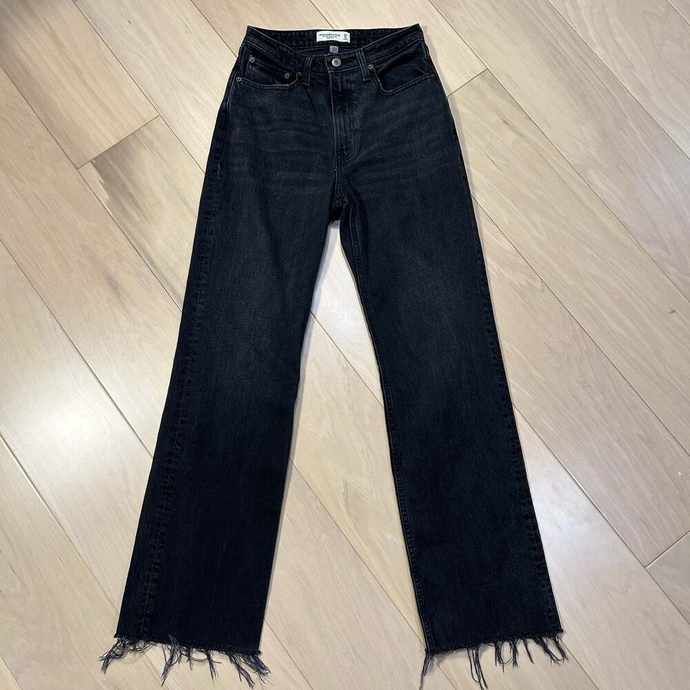 Abercrombie & Fitch Curve Love The 90s Relaxed Jeans High Rise Women’s 25 / 0 R